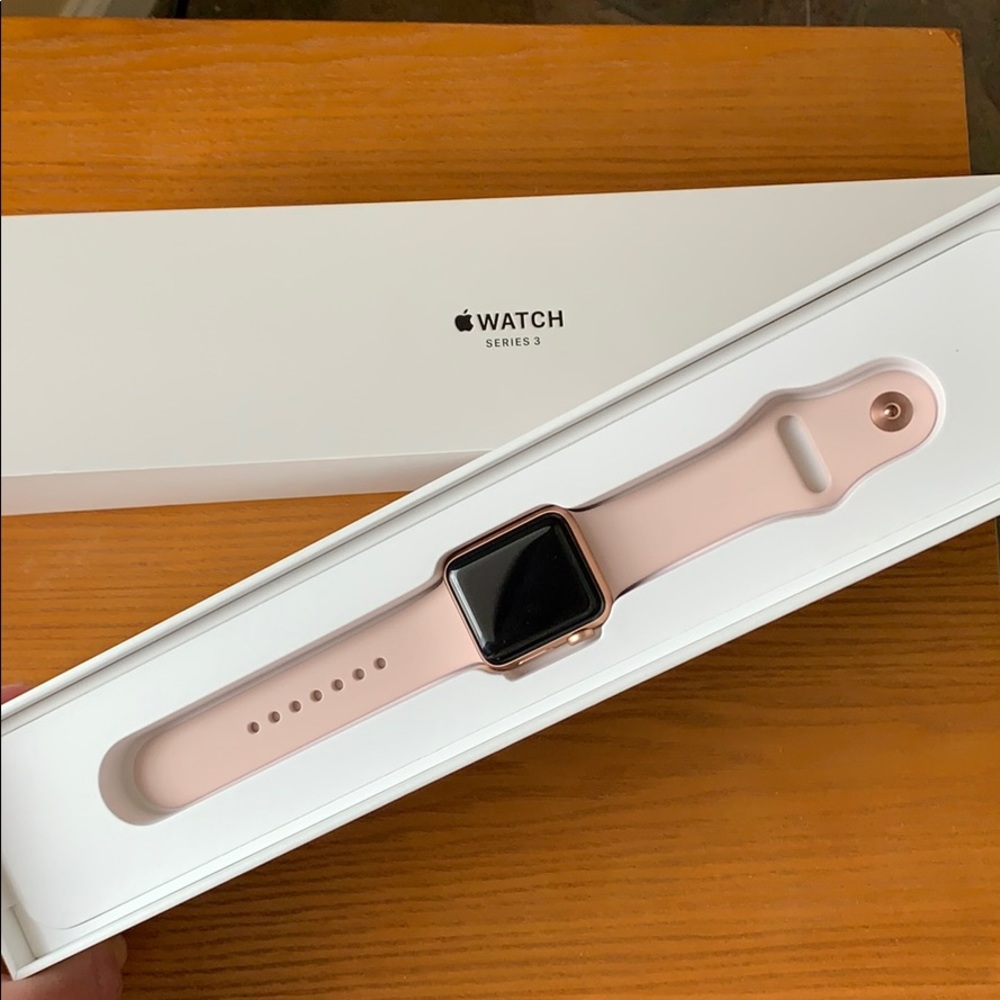 Series 3 Apple Watch in Rose Gold (not cellular)